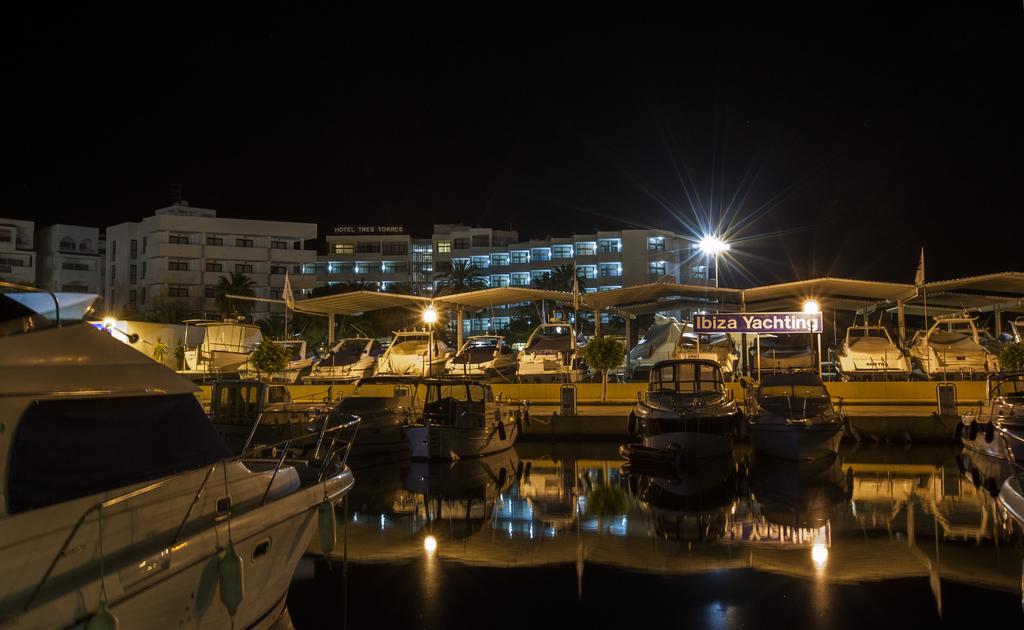 Hotel Tres Torres Santa Eulària des Riu Exterior foto